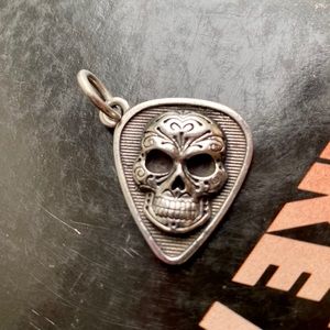 King baby Fender Day of the Dead skull pendant